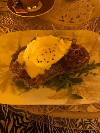 BLOOM de Salvador Bachiller